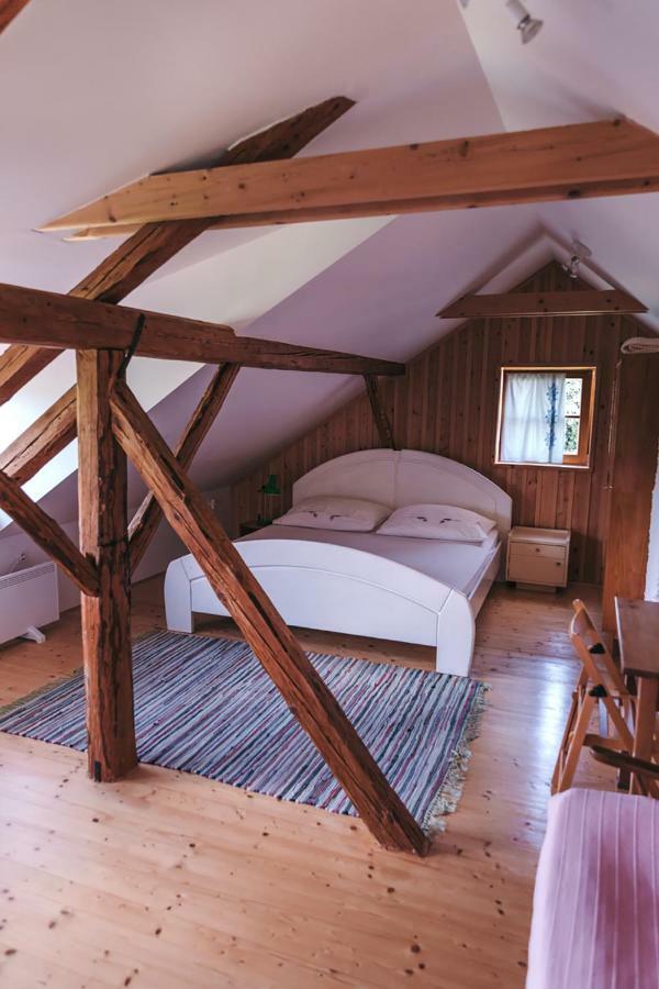 Slovenske Konjice Mala Kmetija Bed & Breakfast エクステリア 写真